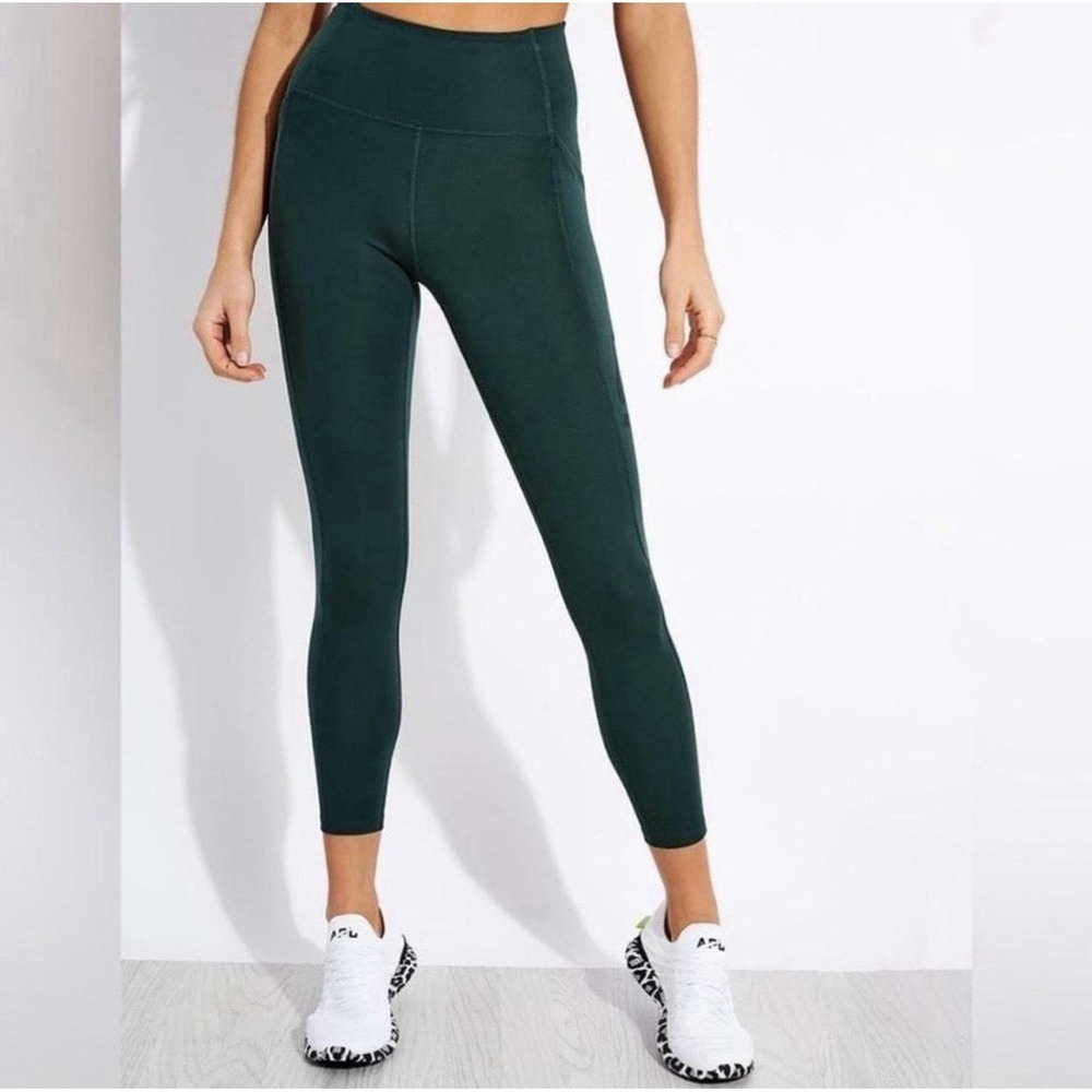 Girlfriend Collective High Waist Capri Leggings Size XS Moss Green‎